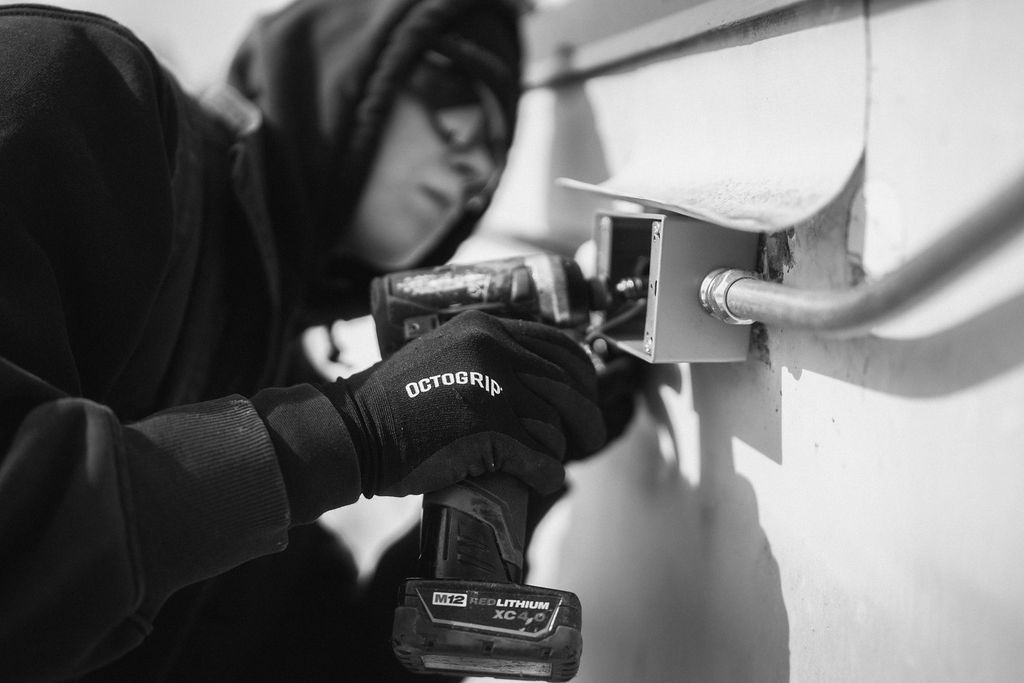 Blackout Electric image 35