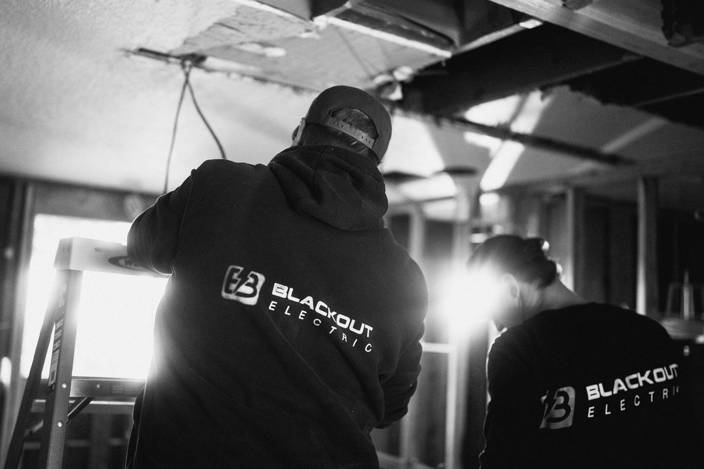 Blackout Electric image 10