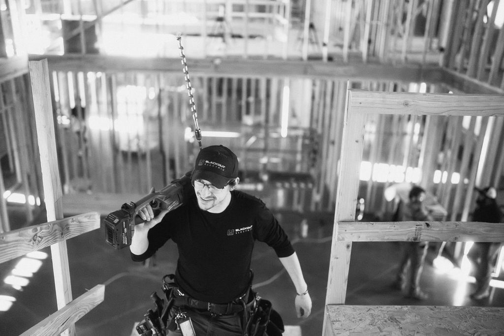 Blackout Electric image 28